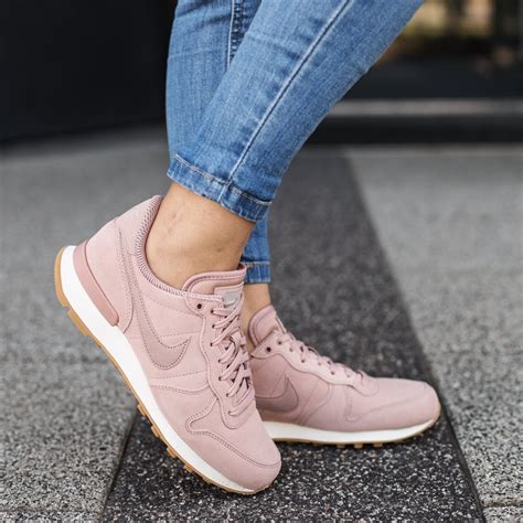 nike schuhe frauen rosa|nike sneakers damen.